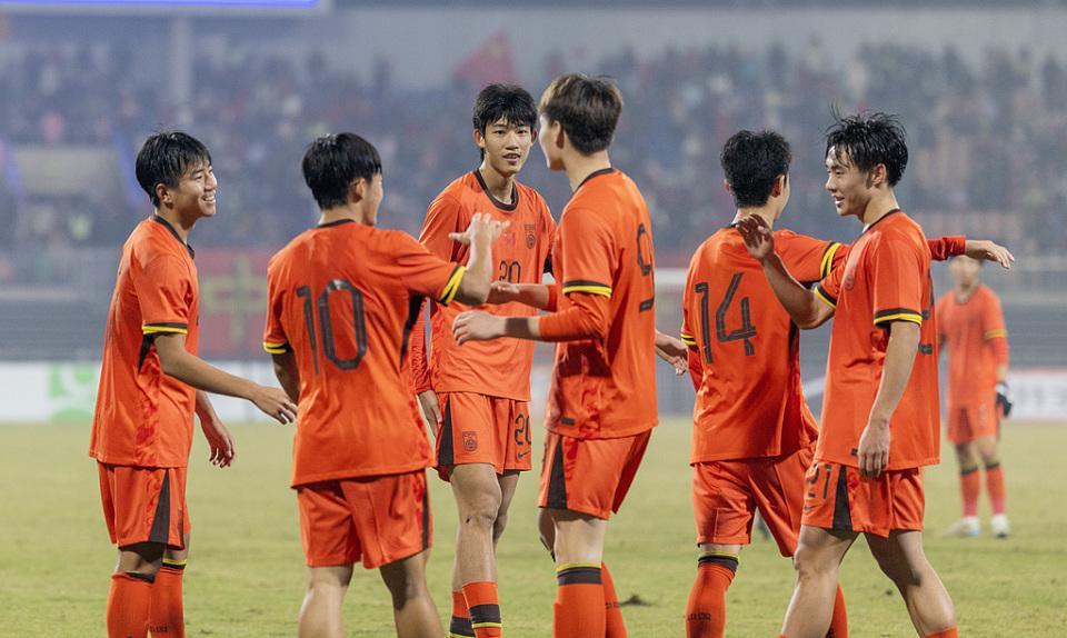 江南体育APP-U17国足亚洲杯28人名单：邝兆镭领衔！留洋5将入选，泰山足校6人